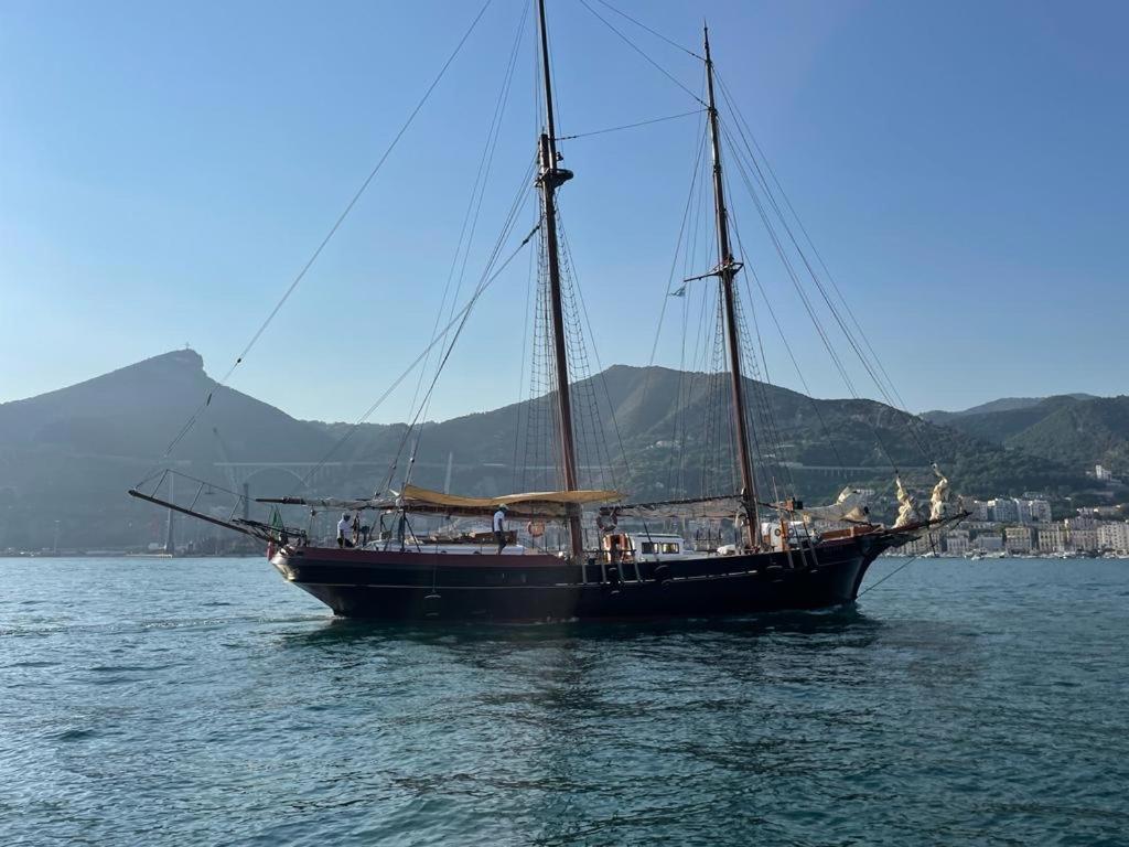 شقة Casa Portanova 35 ساليرنو المظهر الخارجي الصورة